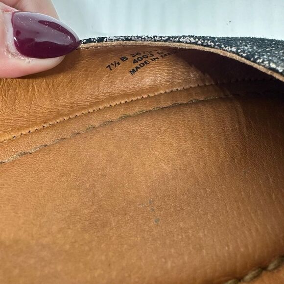 Frye Carson Flats - Picture 8 of 9